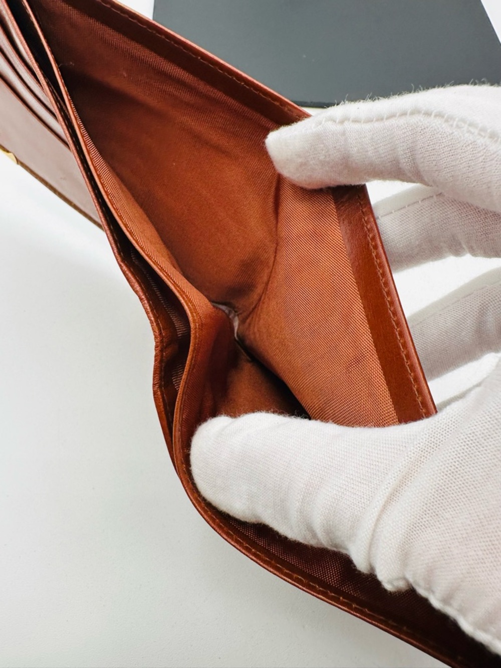 Celine vintage Bi Fold Wallet - Picture 16 of 16